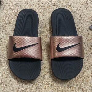 Womens Rose Gold slides